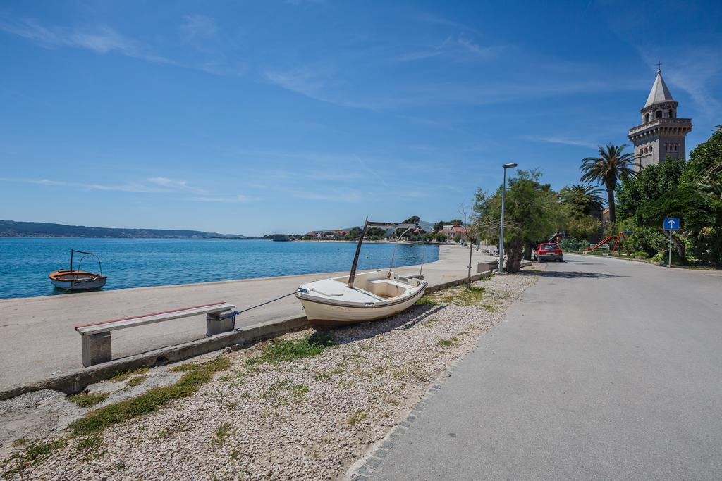 Apartments Villa Karlo Kaštela エクステリア 写真