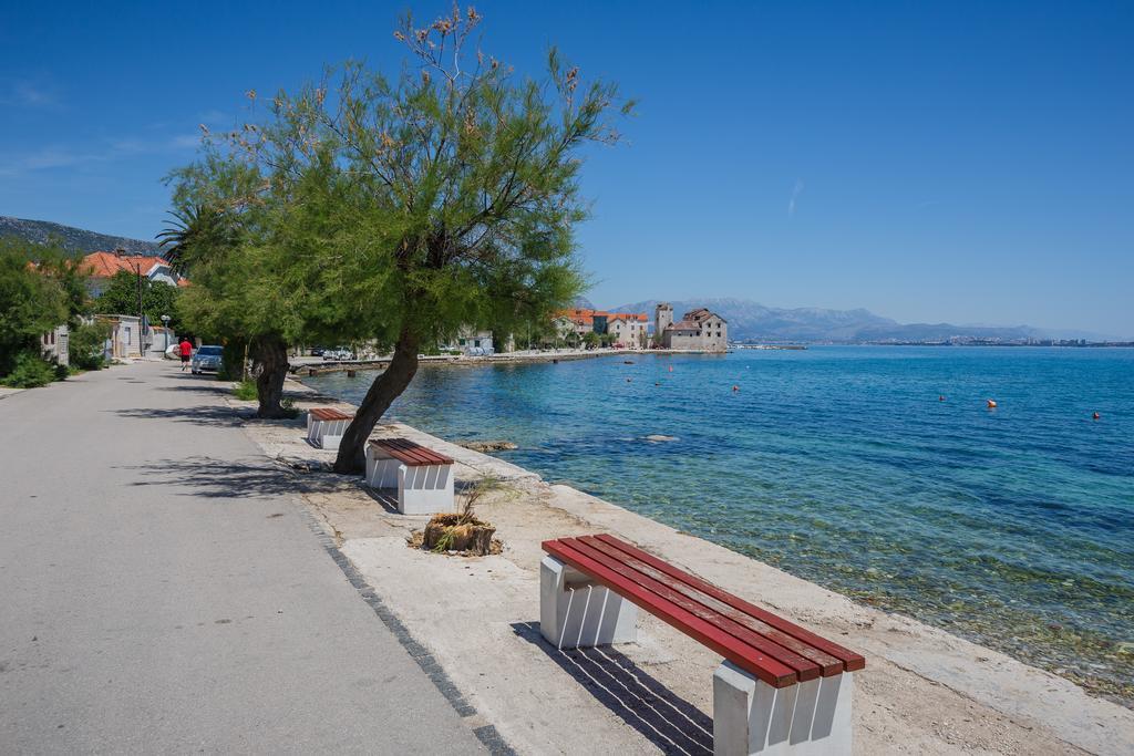 Apartments Villa Karlo Kaštela エクステリア 写真