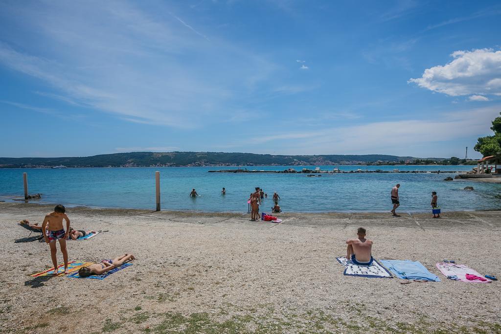 Apartments Villa Karlo Kaštela エクステリア 写真