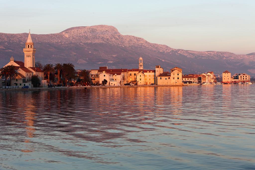 Apartments Villa Karlo Kaštela エクステリア 写真
