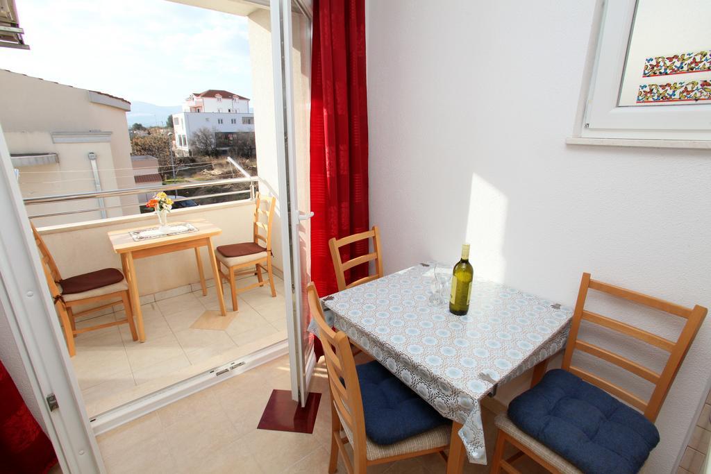 Apartments Villa Karlo Kaštela エクステリア 写真