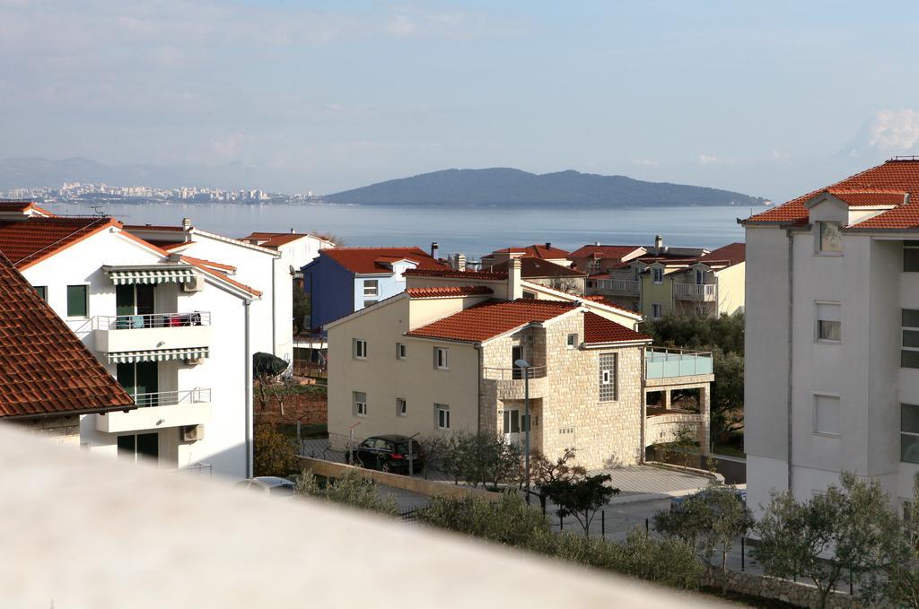 Apartments Villa Karlo Kaštela エクステリア 写真
