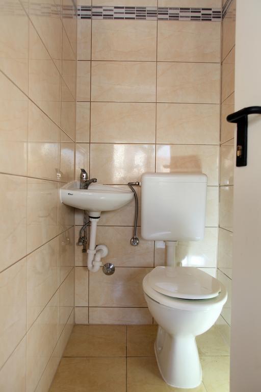 Apartments Villa Karlo Kaštela エクステリア 写真