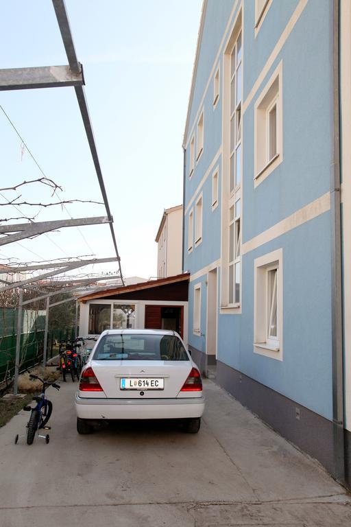 Apartments Villa Karlo Kaštela エクステリア 写真
