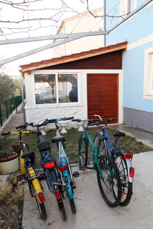 Apartments Villa Karlo Kaštela エクステリア 写真