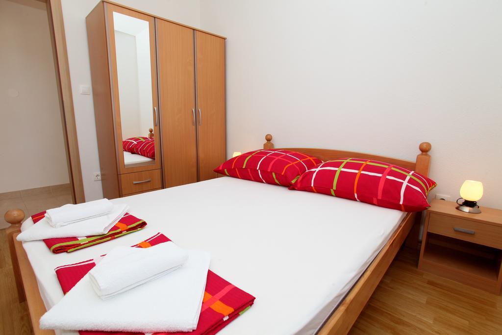 Apartments Villa Karlo Kaštela エクステリア 写真